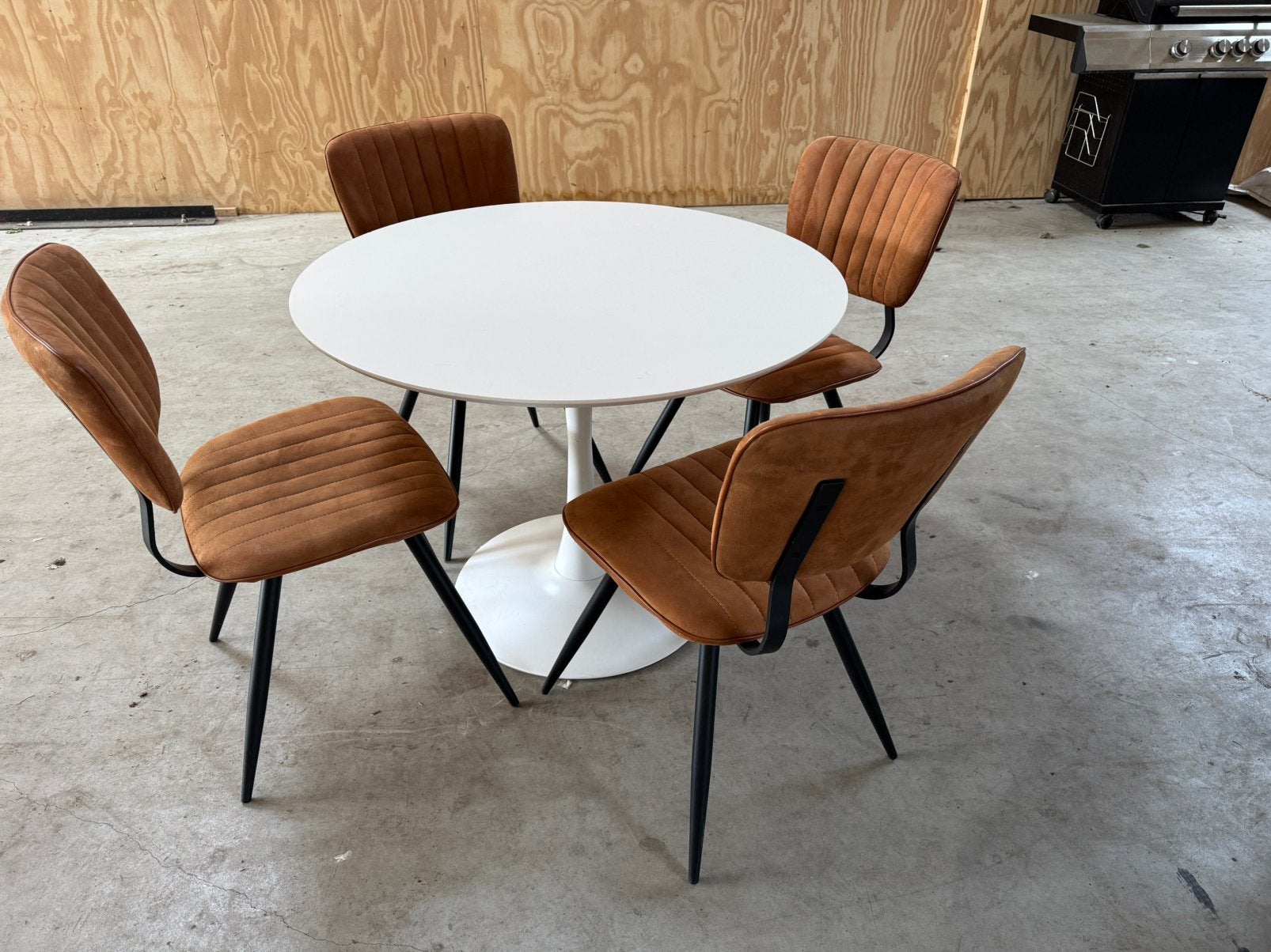Vier eettafel stoelen met ronde tafel, Huis en Inrichting, Tafels | Eettafels, Ophalen, 100 tot 150 cm, Rond, Zo goed als nieuw