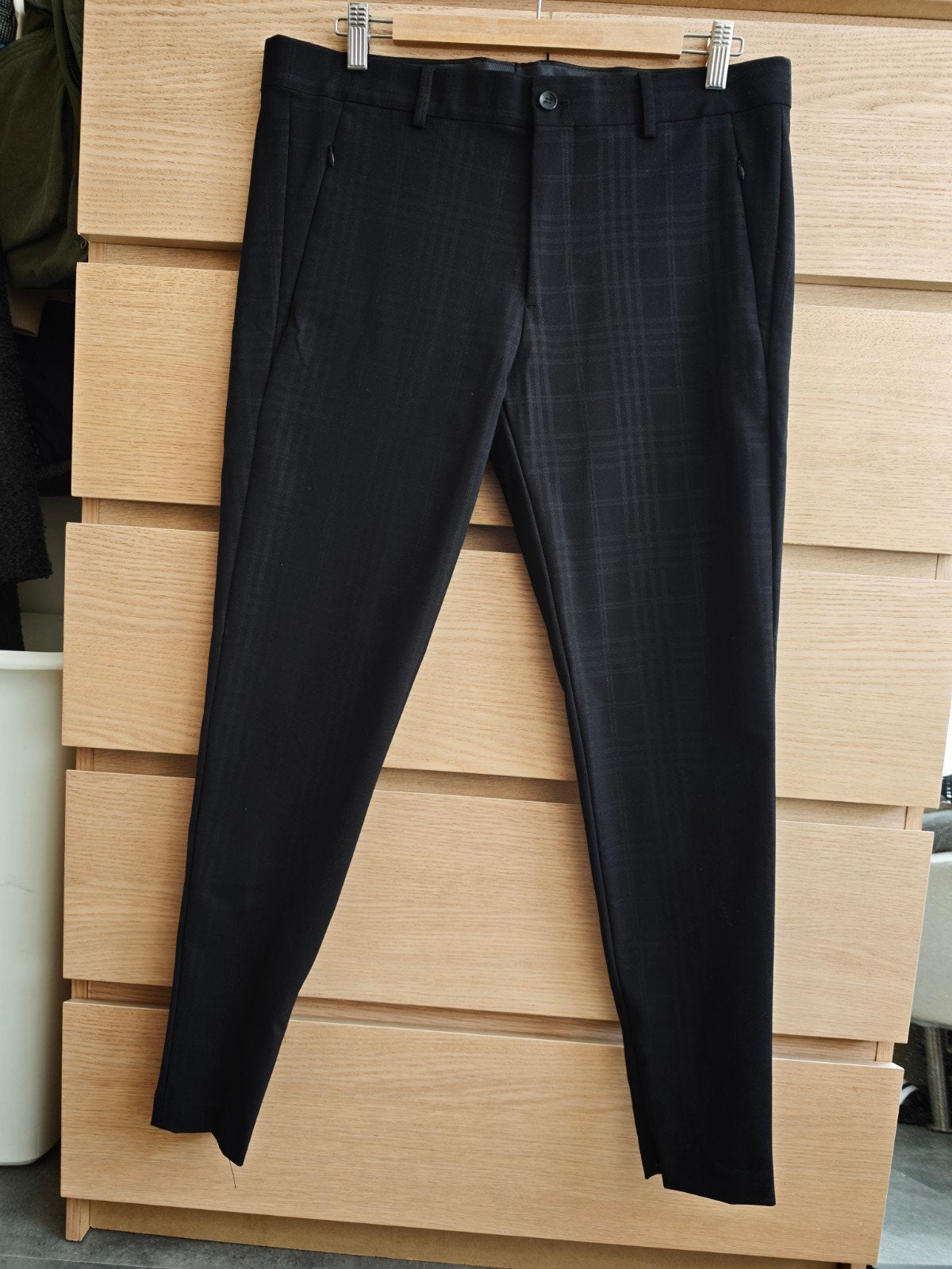 Zwarte geruite broek van Zara - Maat 42 (M), Zara, Maat 48/50 (M), Zwart, Ophalen of Verzenden