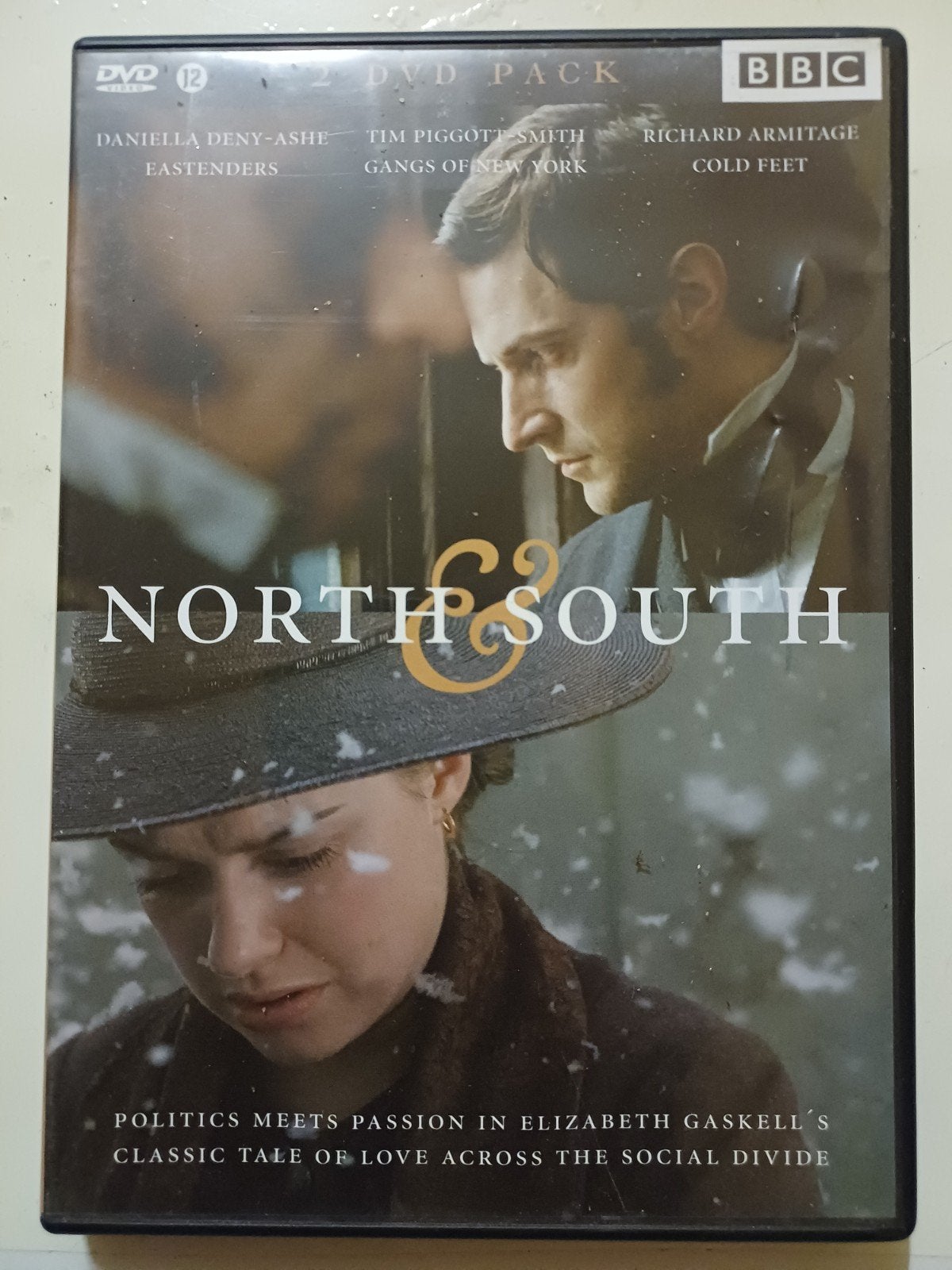North & South, Vanaf 12 jaar, Ophalen of Verzenden, Zo goed als nieuw