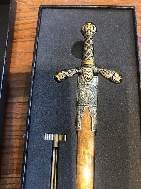 fraai miniatuurzwaard/briefopener, Verzamelen, Ophalen of Verzenden, Overige soorten, Overige gebieden, Miniatuur of Beeldje
