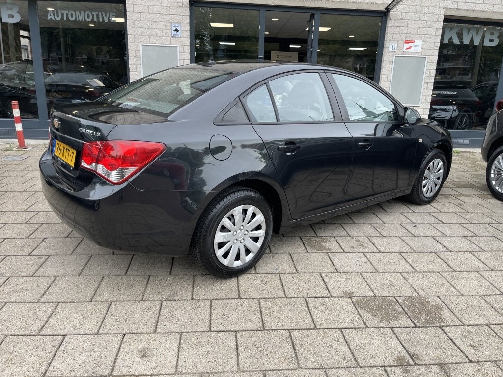 Chevrolet Cruze 1.6 LS | Airco | Nieuwe APK 5-deurs | NAP, Auto's, Euro 5, 15 km/l, Gebruikt, 680 kg
