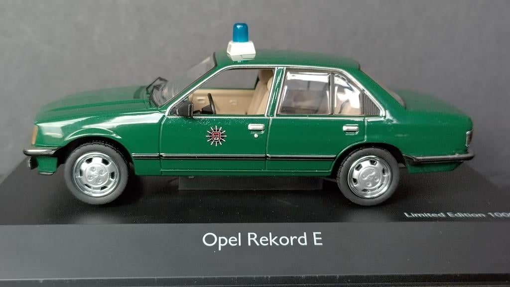 Opel Rekord E Polizei 1:43 Schuco Pol, Hobby en Vrije tijd, Modelauto's | 1:43, Auto, Verzenden, Werkstrasse 1 Fürth Germany, Nieuw