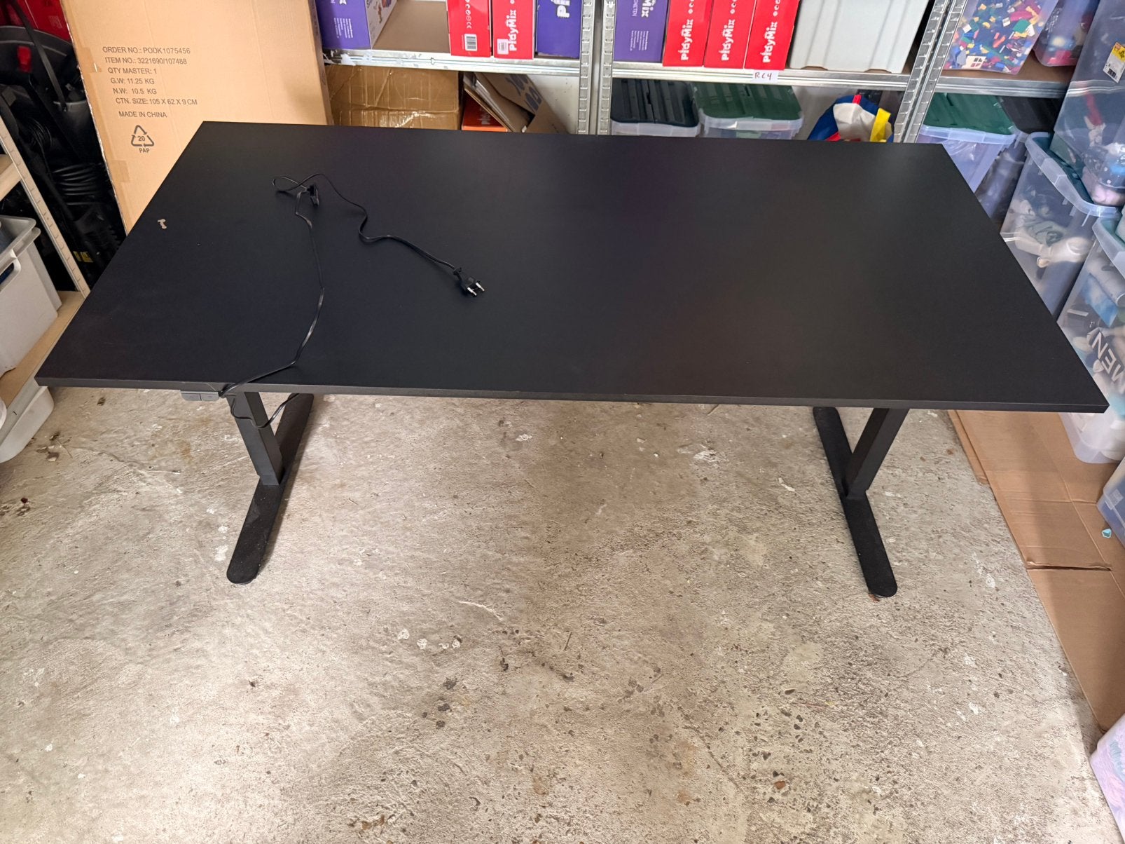 JYSK SVANEKE elektrisch verstelbaar bureau 160x80 zwart, Ophalen, Gebruikt, In hoogte verstelbaar, Jysk
