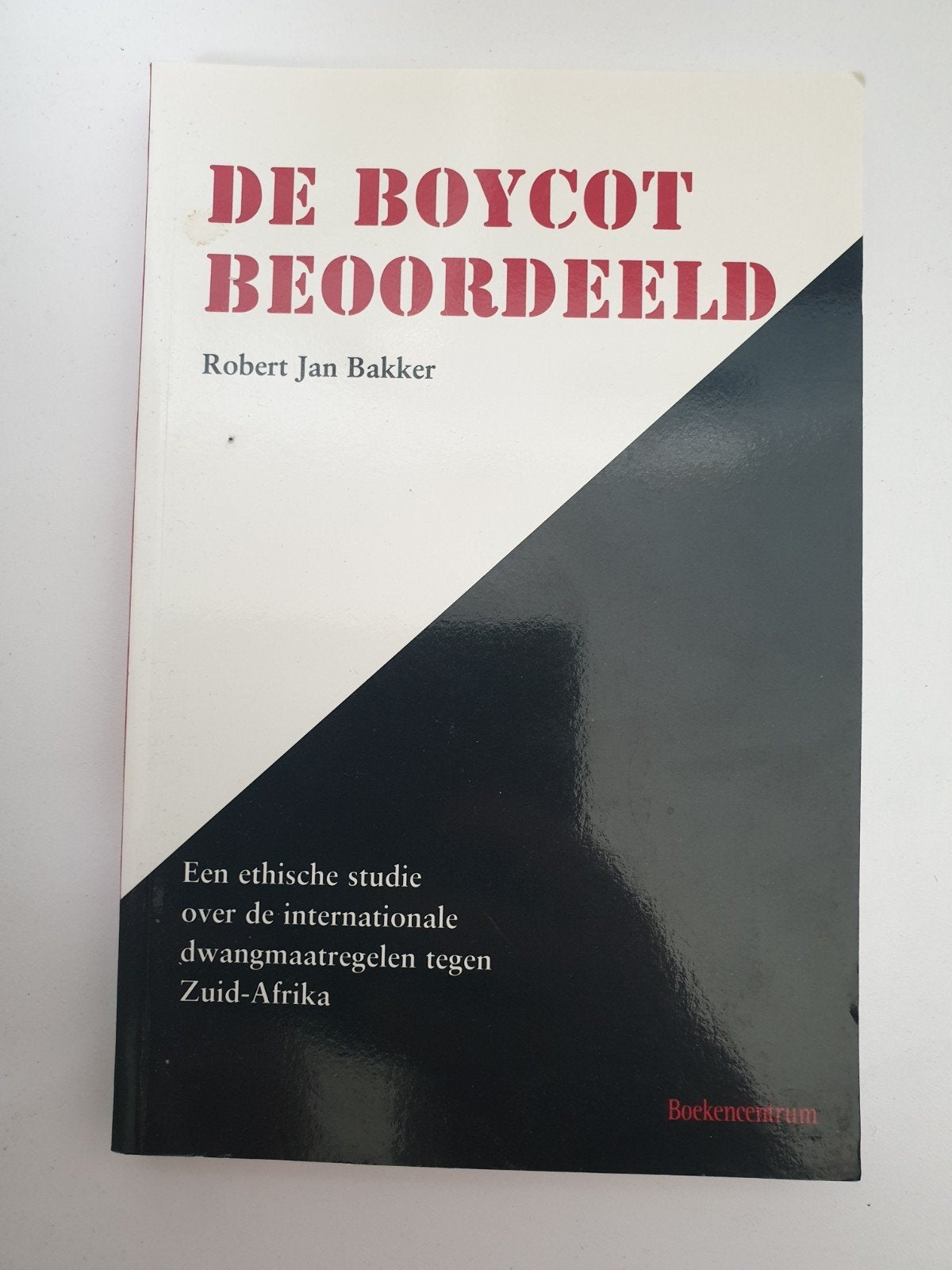 De Boycot Beoordeeld - Robert Jan Bakker, Ophalen of Verzenden, Gelezen, Robert Jan Bakker