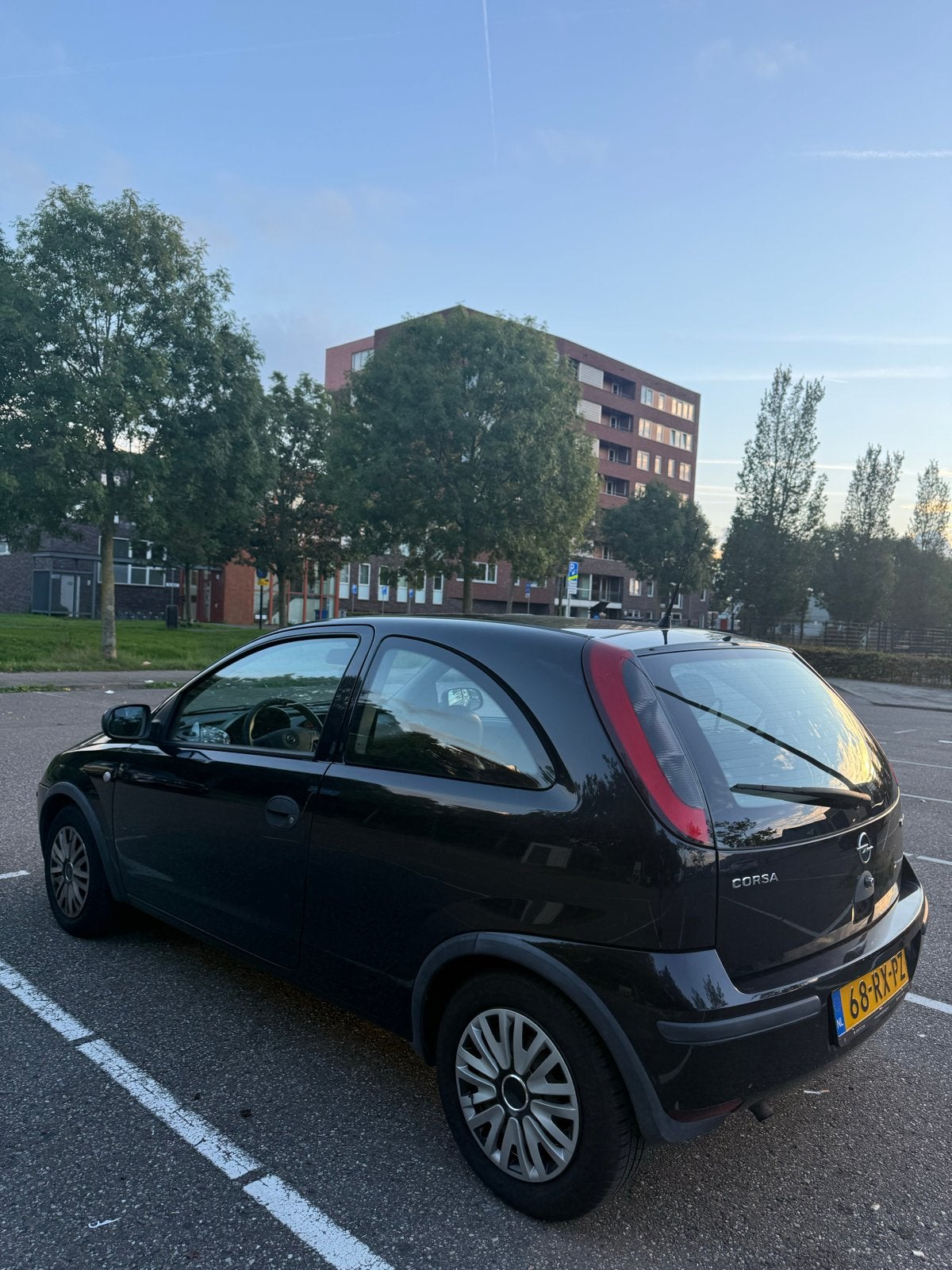 Foto 10 van Opel Corsa 1.2 Twinport | 2e eigenaar | Airco | APK 06-2027