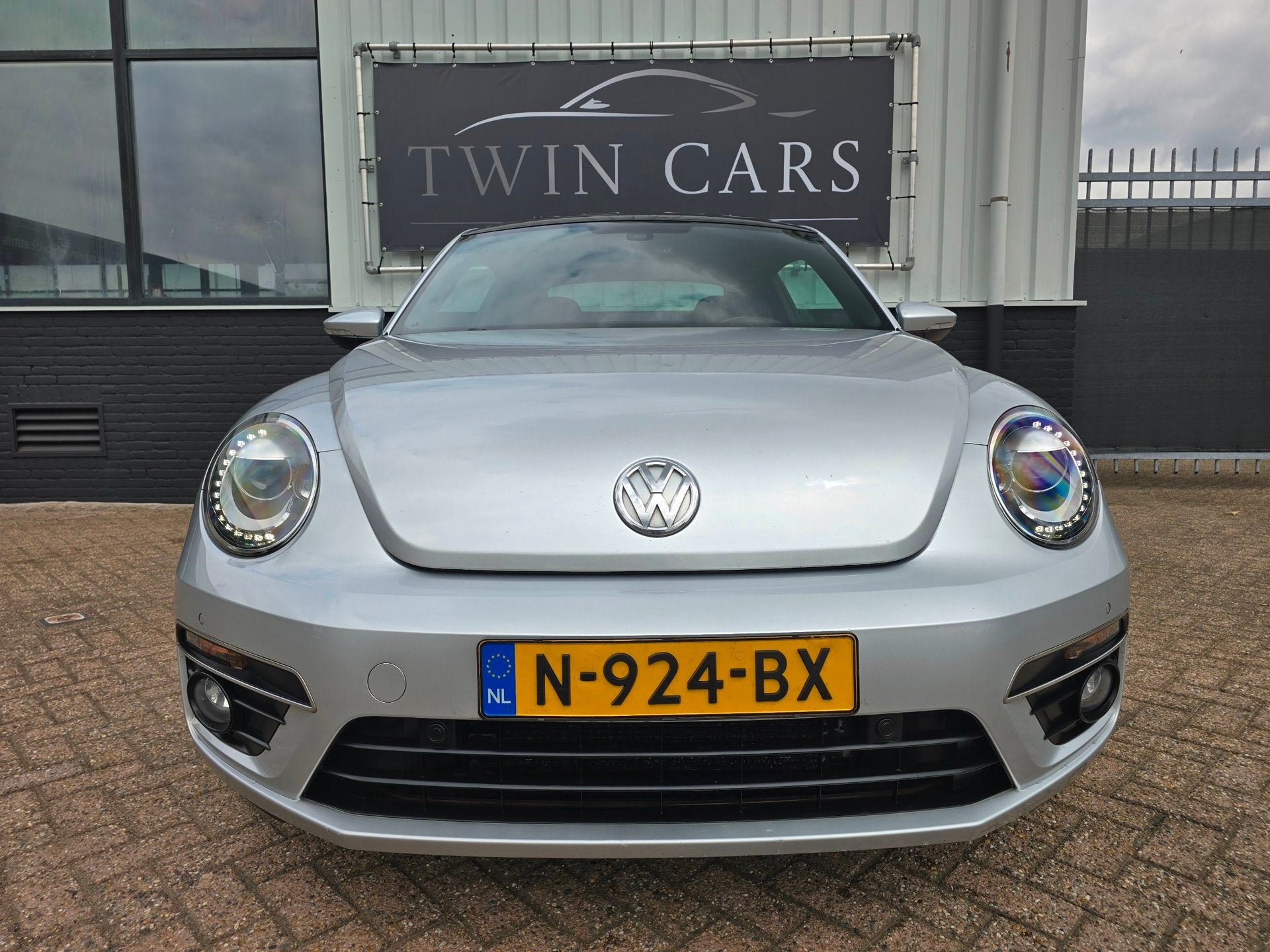 Volkswagen Beetle 1.4 TSI 160Pk R-Line Led Xenon Navi Fender, Voorwielaandrijving, Euro 5, Gebruikt, 4 cilinders