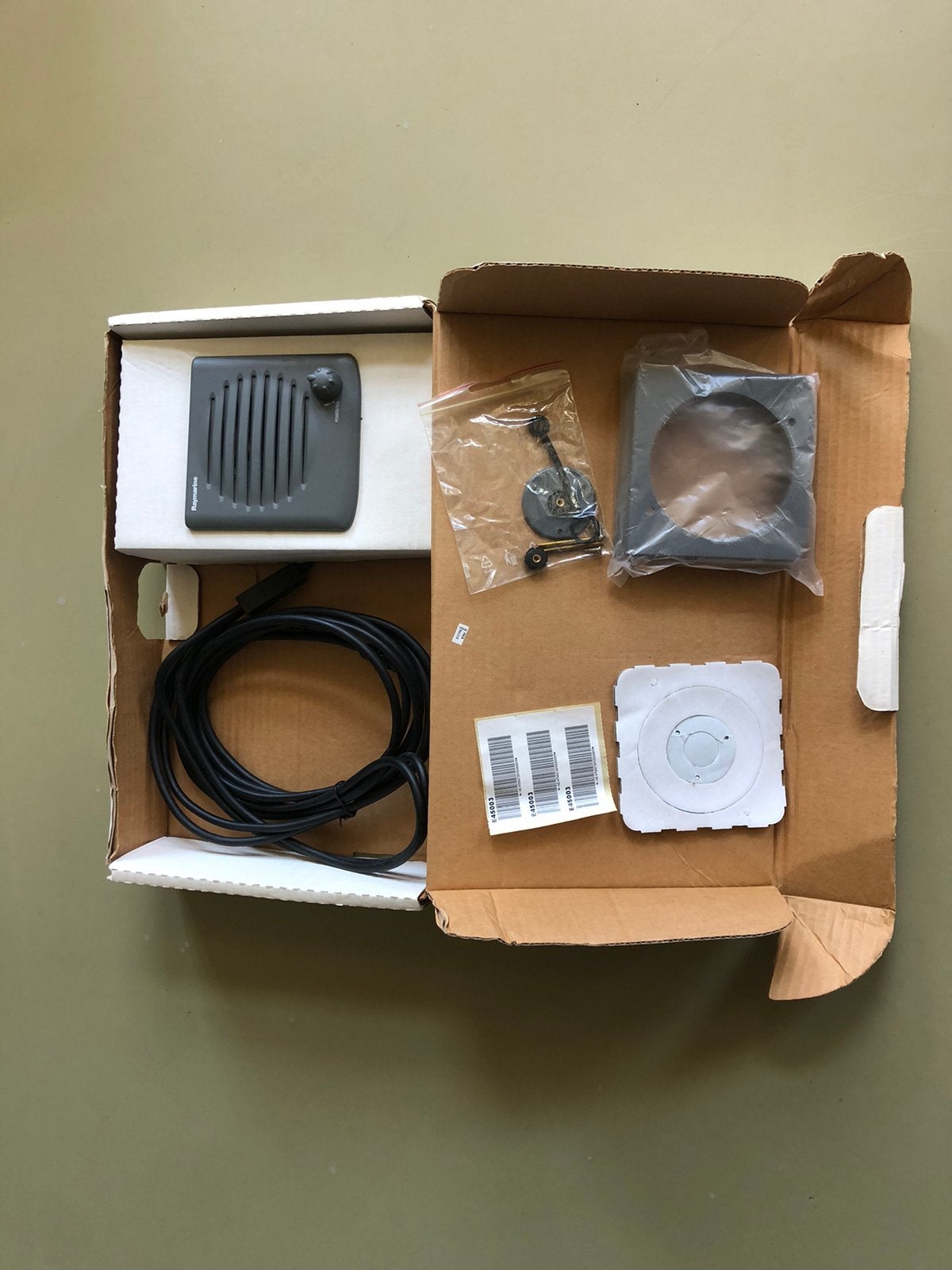 Ray240 active speaker, Watersport en Boten, Bootonderdelen, Ophalen of Verzenden, Nieuw