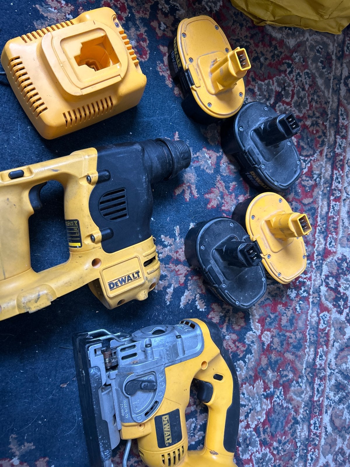 DeWalt Boorhamer, Decoupeerzaag, Accu's en Oplader, Boor- en/of Breekhamer, Ophalen of Verzenden, Klopboormechanisme, Gebruikt