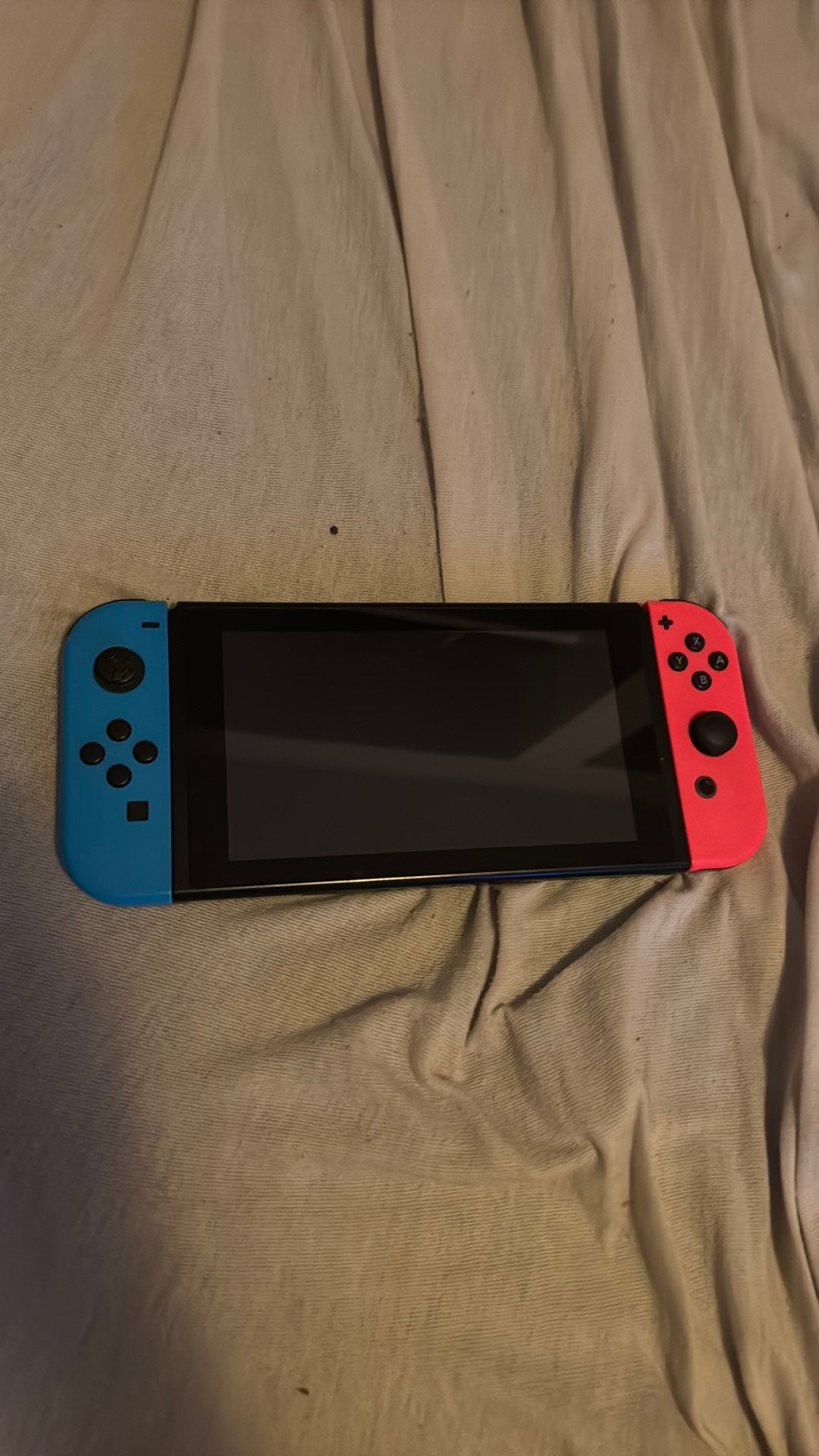 Nintendo Switch met rood/blauwe Joy-Con – goed werkend, Ophalen of Verzenden, Zo goed als nieuw, Met 2 controllers, Switch Original