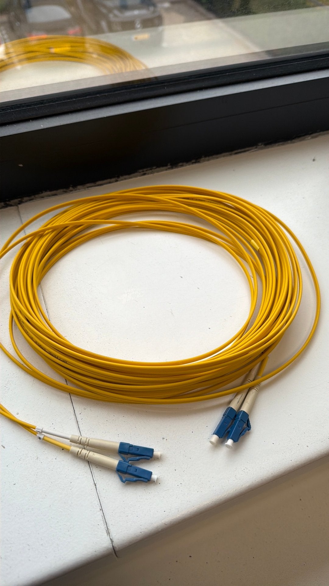 Gele glasvezelkabel - Optische kabel, 10 meter of meer, Ophalen of Verzenden, Zo goed als nieuw, Optische kabel