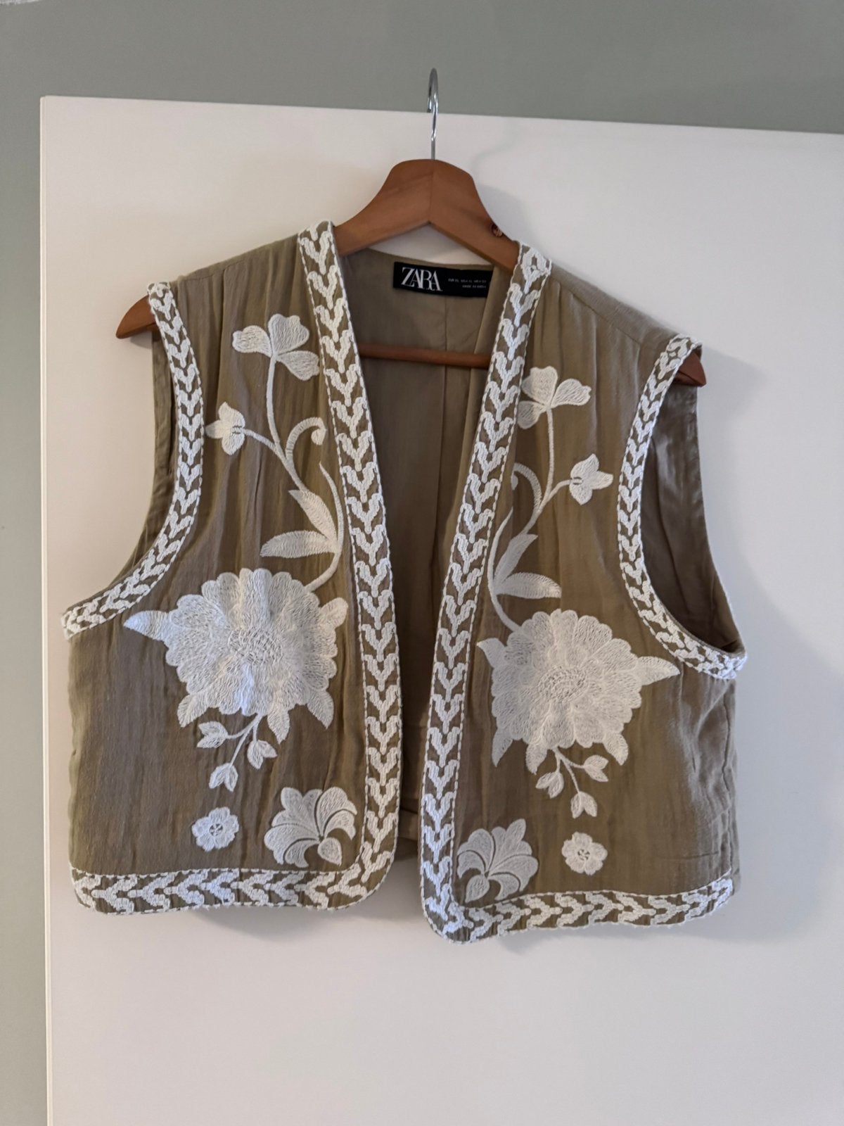 Zara gilet/vestje bieden dames, Kleding | Dames, Ophalen, Zo goed als nieuw, Maat 46/48 (XL) of groter, Groen