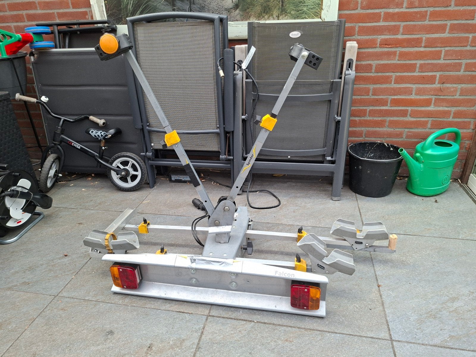 Spinder falcon fietsdrager, Ophalen, Gebruikt, 2 fietsen, Trekhaakdrager