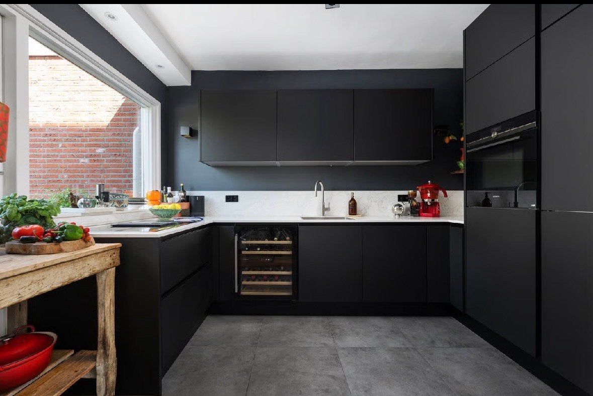 Luxe Nolte keuken-5jr. matzwart - incl. koelkast & vriezer, Ophalen, Zwart, Hoekkeuken, Zo goed als nieuw