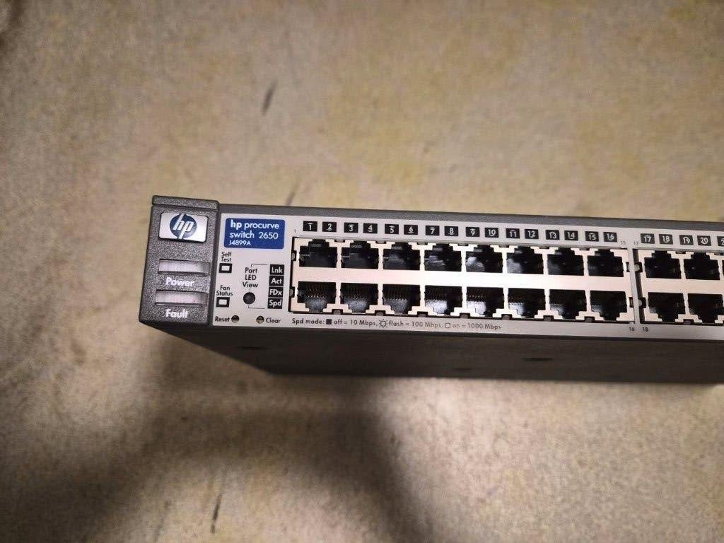 HP ProCurve 2650 (48x) 10/100, 2x 1000 Mbps Switch J4899A, Ophalen of Verzenden, Gebruikt
