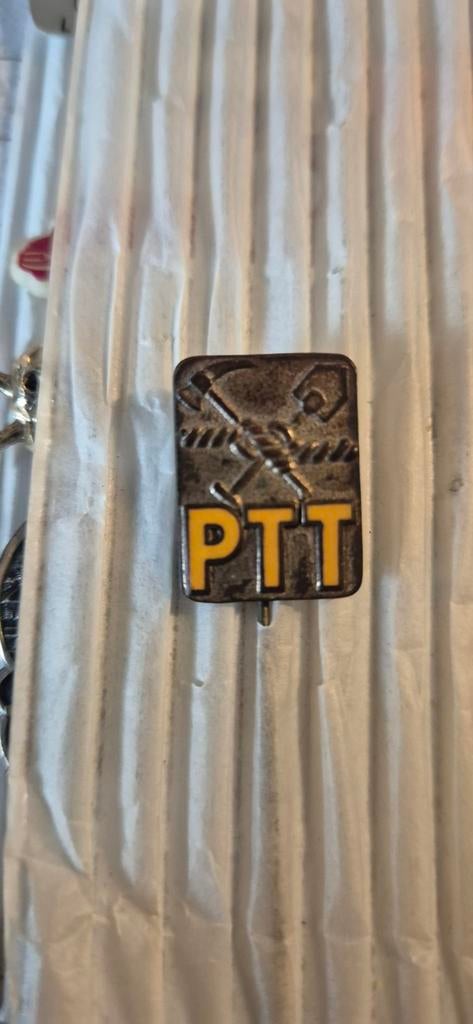 Collector's item PTT speldje, Verzamelen, Speldjes, Pins en Buttons, Ophalen of Verzenden, Zo goed als nieuw