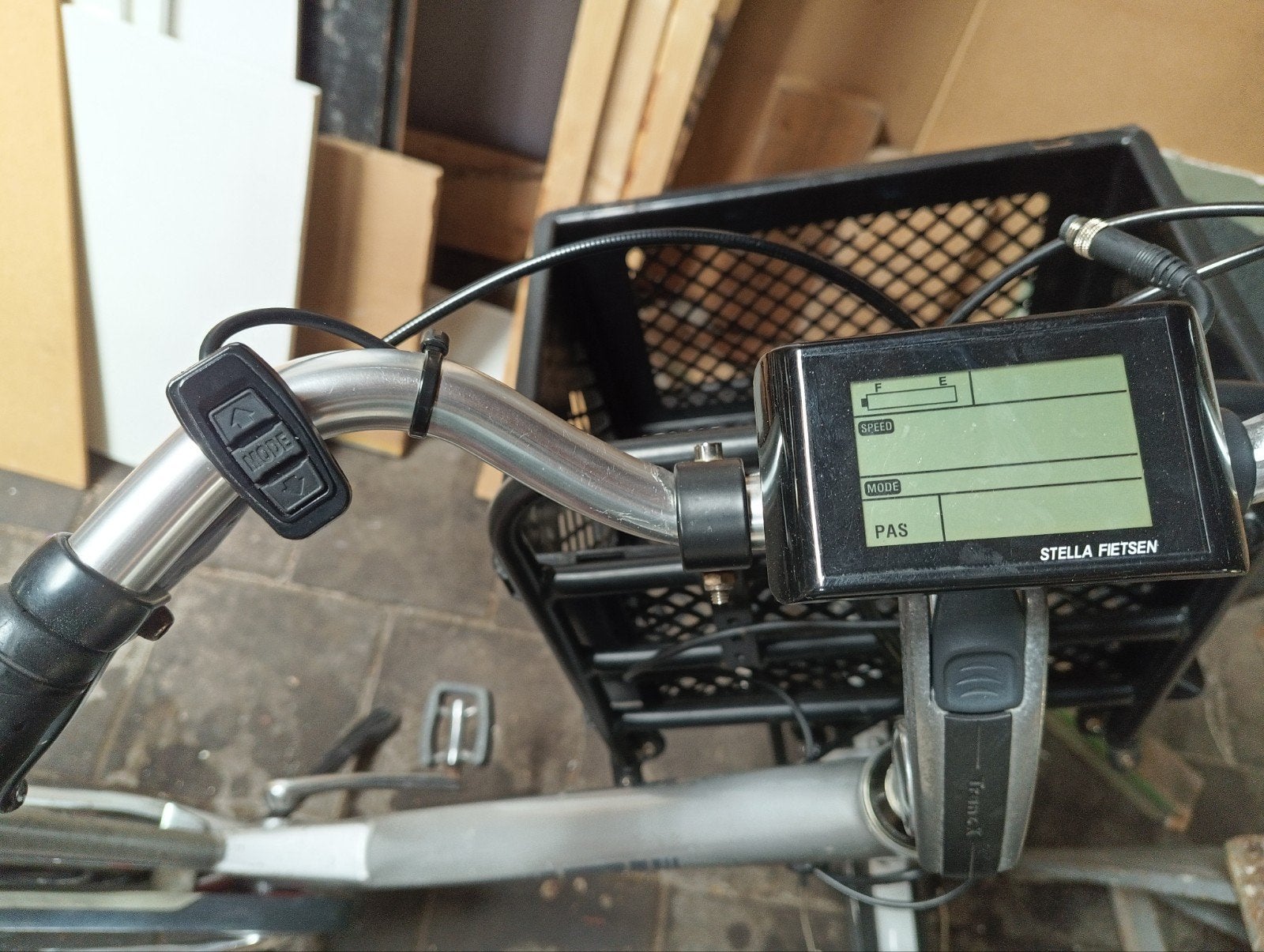 Gezocht: Stella fiets display / scherm 5-pins, Ophalen of Verzenden, Gebruikt, Stella