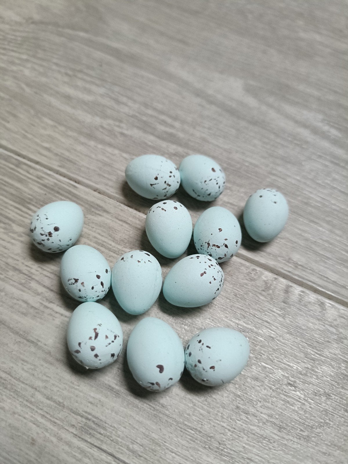 Nog enkele porseleinen kunst eieren voor sijzen, Meerdere dieren, Wildzangvogel, Geringd