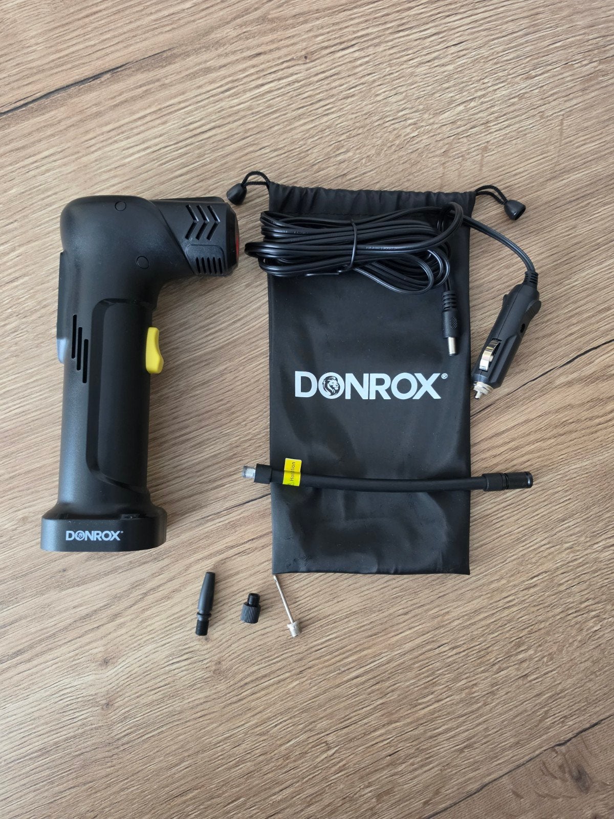 Donrox Ride A922 Draagbare Luchtpomp, Ophalen of Verzenden, Drukmeter, Zo goed als nieuw