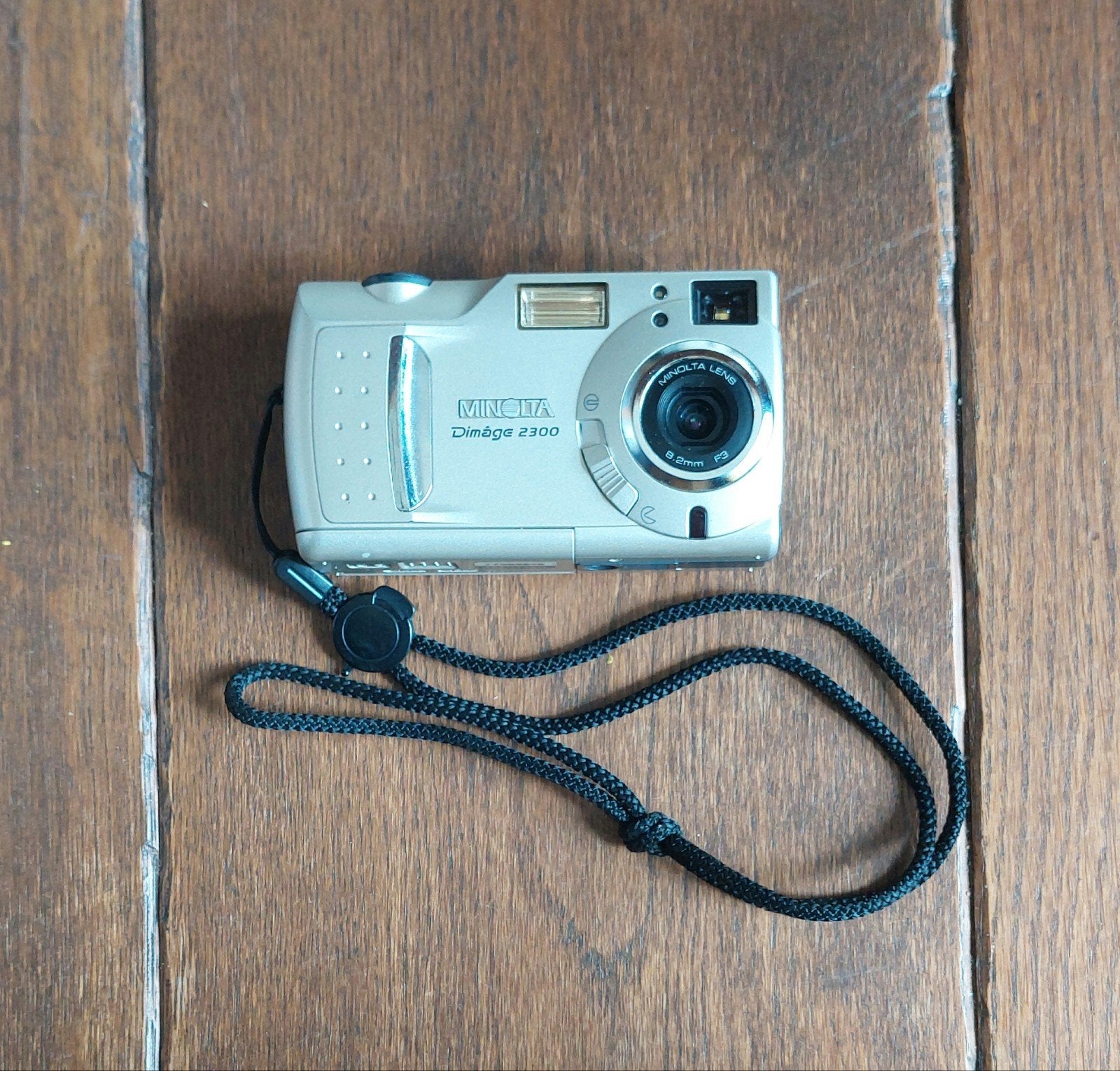 Minolta Dimage 2300 Compact Camera, Audio, Tv en Foto, Fotocamera's Digitaal, Minolta, Compact, Ophalen of Verzenden, Zo goed als nieuw