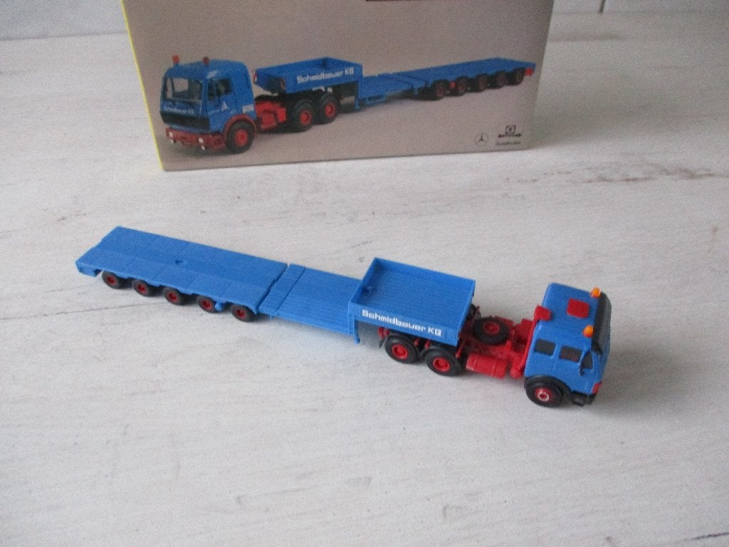 Kibri Mercedes Vrachtwagen + Oplegger Schmidbauer no 10368, Ophalen of Verzenden, Zo goed als nieuw, Bus of Vrachtwagen, Overige merken