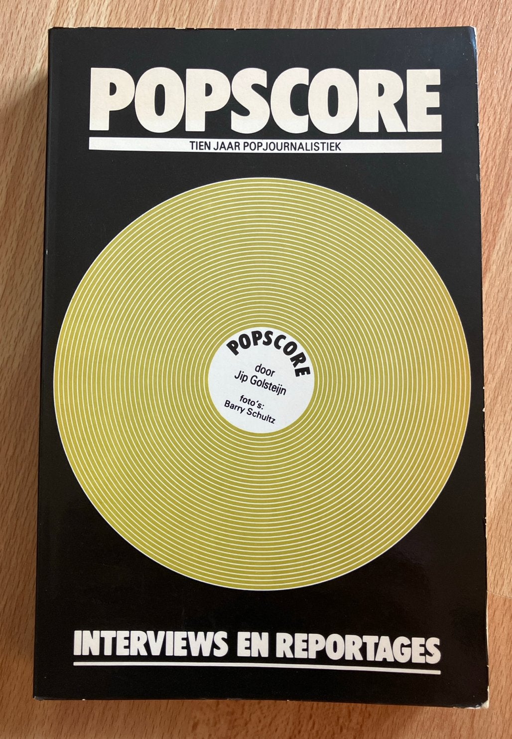POPSCORE: Tien Jaar Popjournalistiek - Interviews & Reportag, Ophalen of Verzenden, Gelezen, Artiest