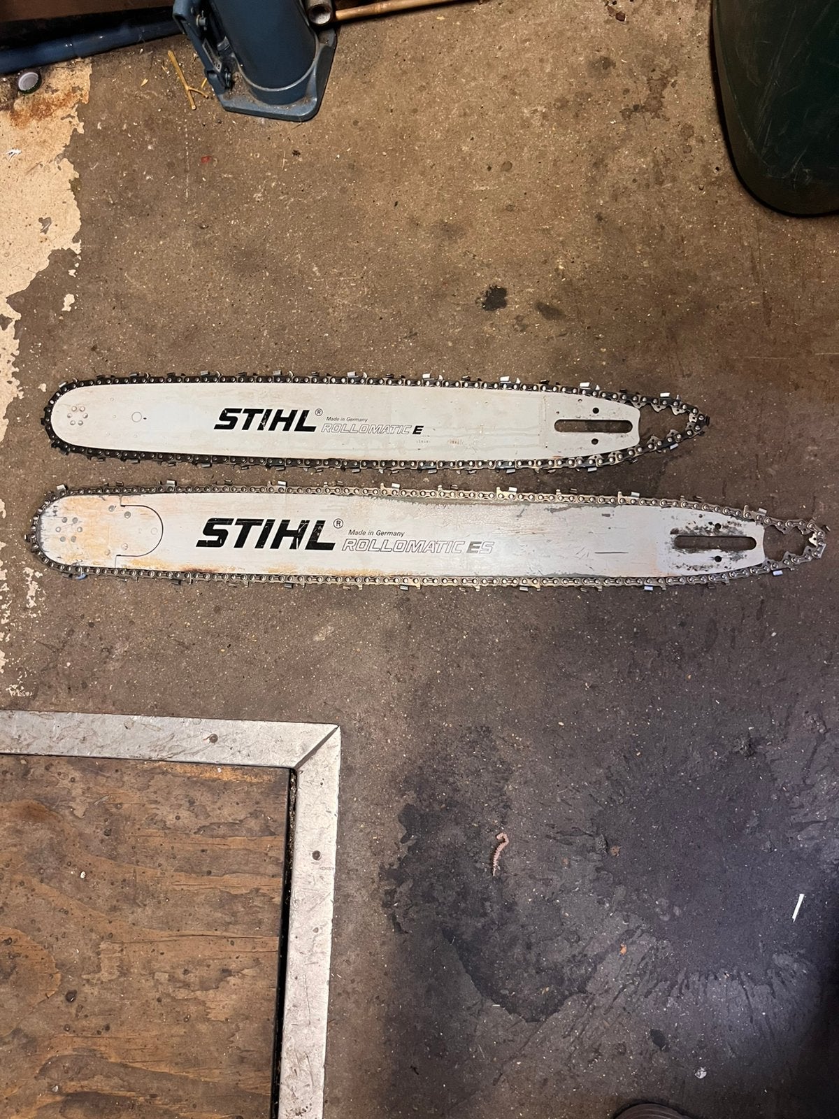 Stihl zaagbladen 63cm en 50cm, Tuin en Terras, Hand-tuingereedschap, Ophalen of Verzenden, Zo goed als nieuw