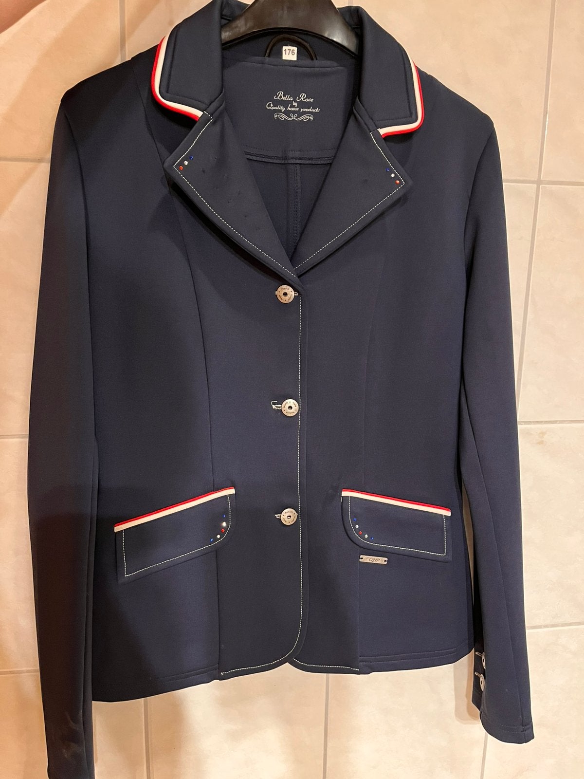 Qhp wedstrijdjasje blauw, Ophalen of Verzenden, Gebruikt, Dressuur, Bovenkleding