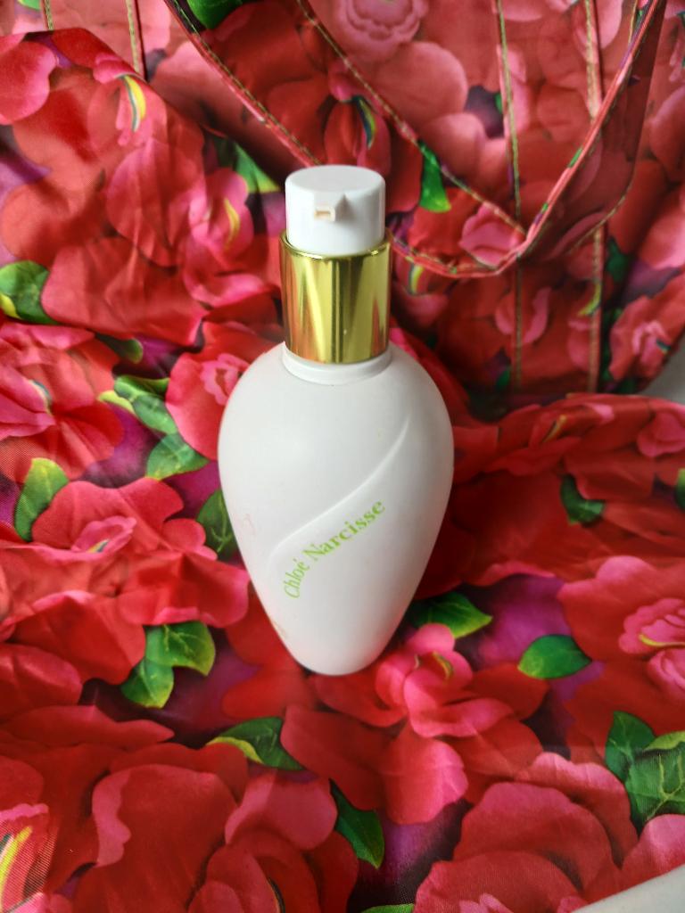 RARITEIT !!! Chloe Narcisse bodylotion met pomp 200 ml. en, Verzenden, Nieuw, Overige typen, Gevuld
