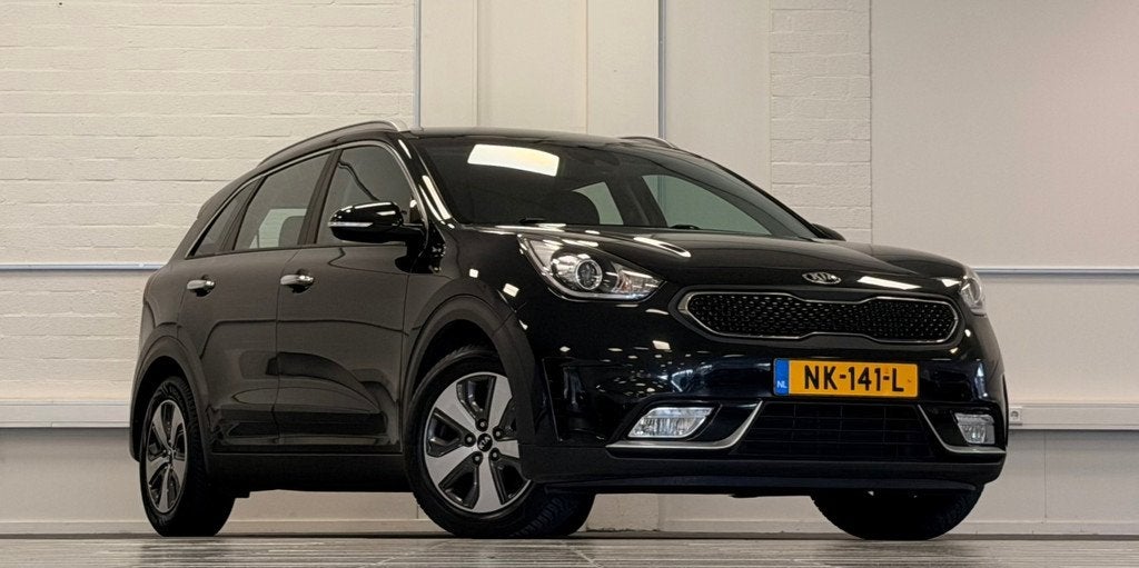 Kia Niro 1.6 GDi Hybrid First Edition 100% Dealer onderhoude, Euro 6, Leder en Stof, Zwart, Origineel Nederlands