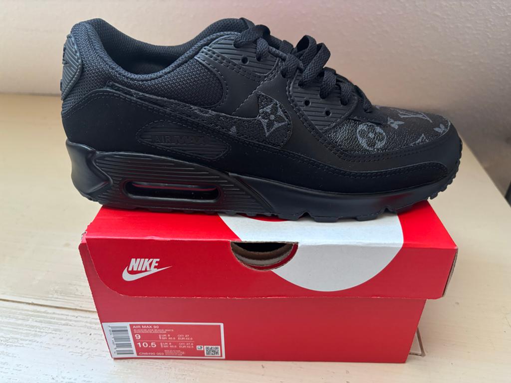 Nike Air Max 90 Zwart met Louis Vuitton Monogram, Nike, Nieuw, Ophalen of Verzenden, Overige sporten