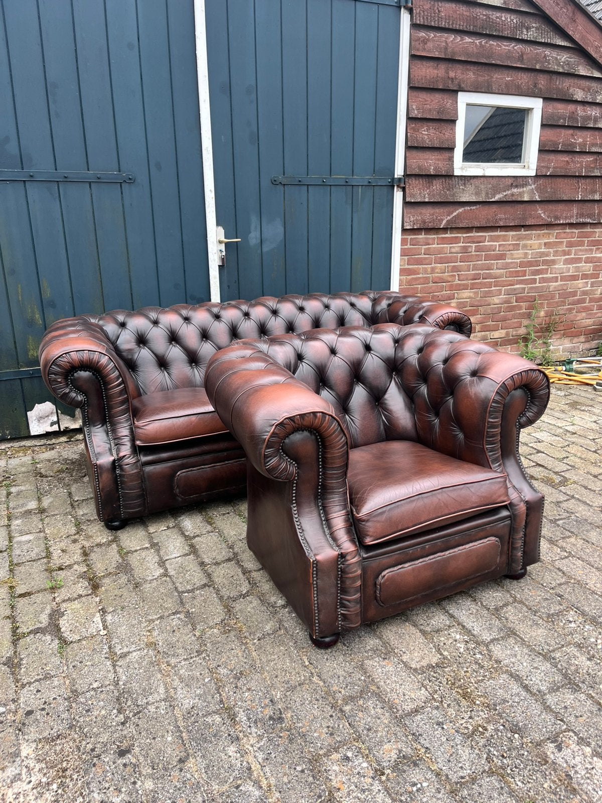 Chesterfield 3 zits bank en bijpassende club fauteuil, Huis en Inrichting, Ophalen of Verzenden, Zo goed als nieuw, Leer, 75 tot 100 cm