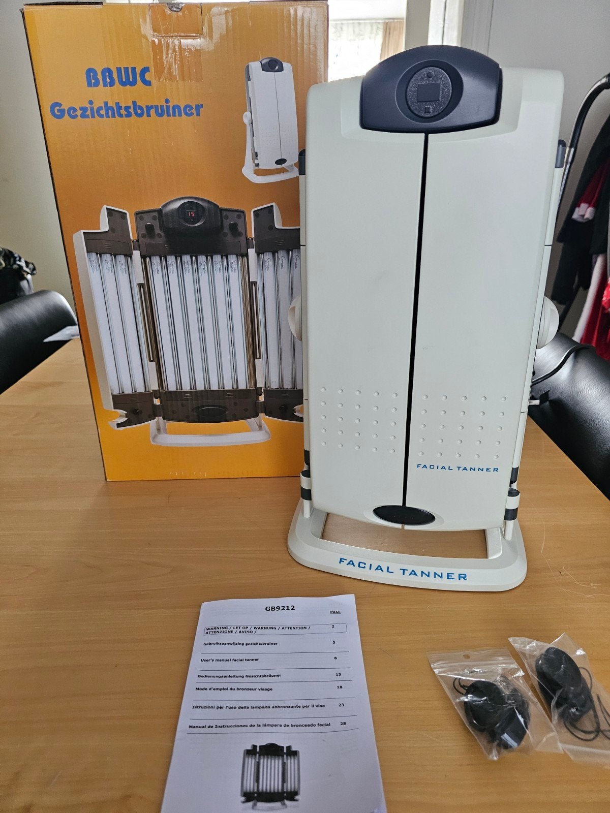 Gezichtsbruiner BBWC Type GB9212, Ophalen, Zo goed als nieuw, Gezichtsbruiner, 10 tot 15 lampen