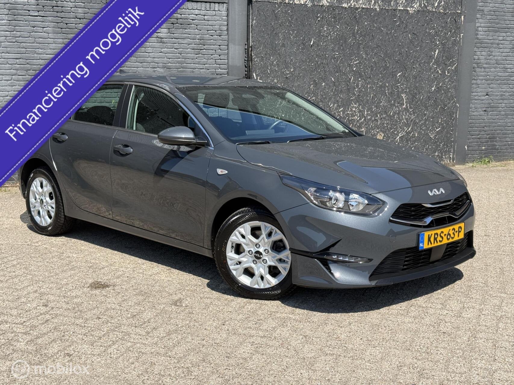 Kia Ceed 1.5 T-GDi DynamicLine, Dealer onderhouden, Stof, Gebruikt, Euro 6