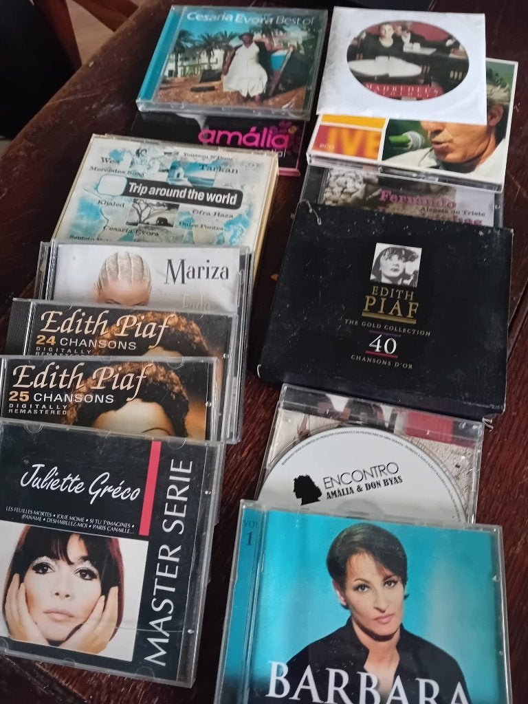 13 cd's chansons & fado, Ophalen, Gebruikt