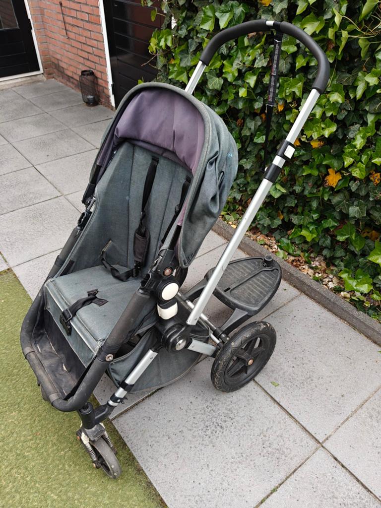 Bugaboo kinderwagen/buggy met meerijdplankje, Kinderen en Baby's, Kinderwagens en Combinaties, Ophalen, Gebruikt, Bugaboo