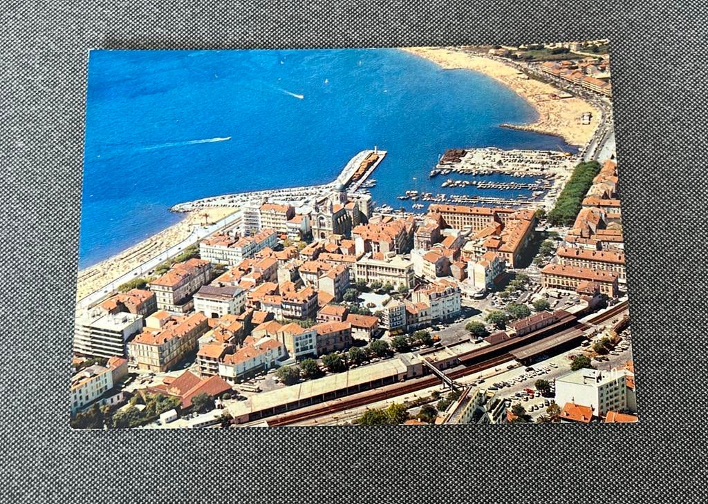 St Raphaël luchtfoto panorama, Ophalen of Verzenden, 1960 tot 1980, Ongelopen, Frankrijk