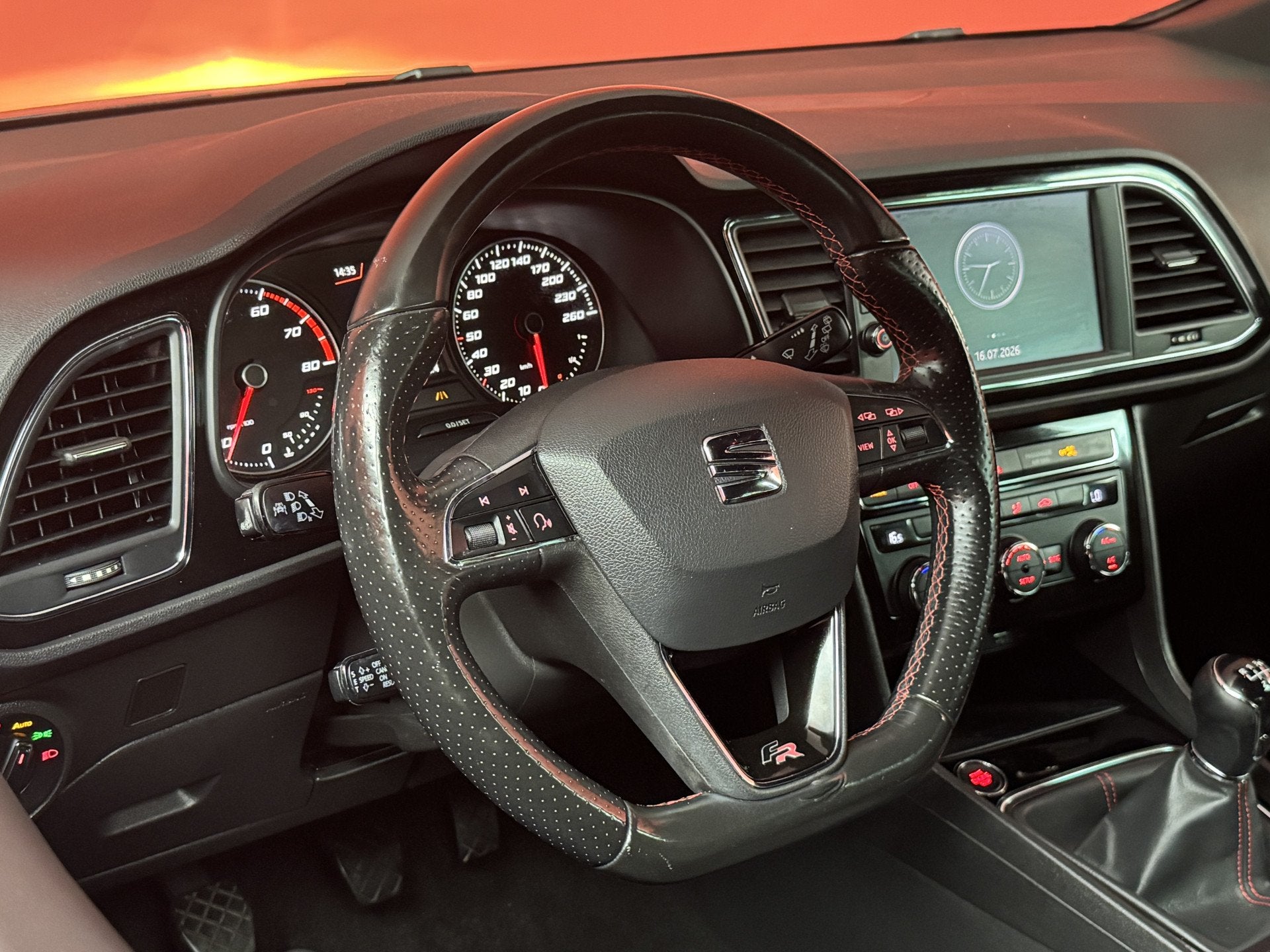 SEAT Leon 1.5 TSI FR Business Intense | FR | Climate control, Auto's, Voorwielaandrijving, 4 cilinders, Leon, 49 €/maand