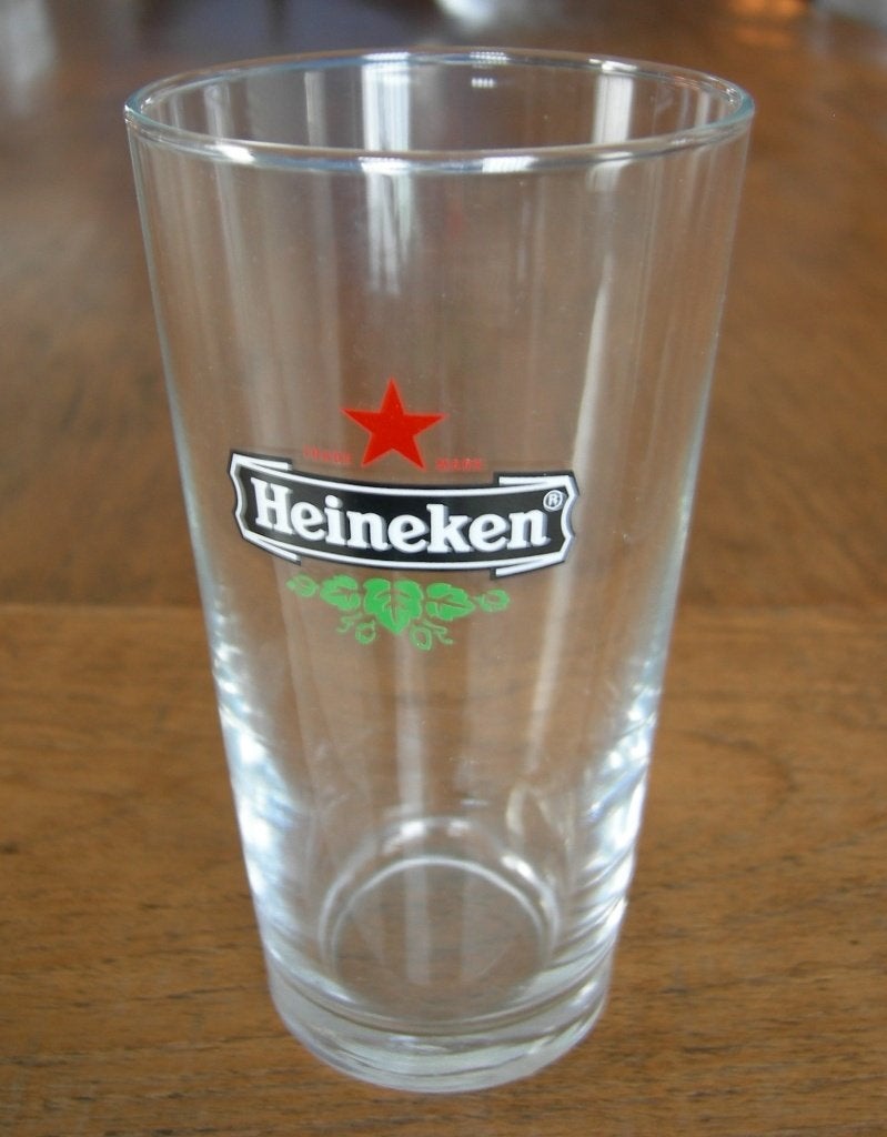 Heineken Bier Bierglas Vaasje. Afmeting Ø 7,4x13,4 cm., Ophalen of Verzenden, Zo goed als nieuw, Glas of Glazen, Heineken