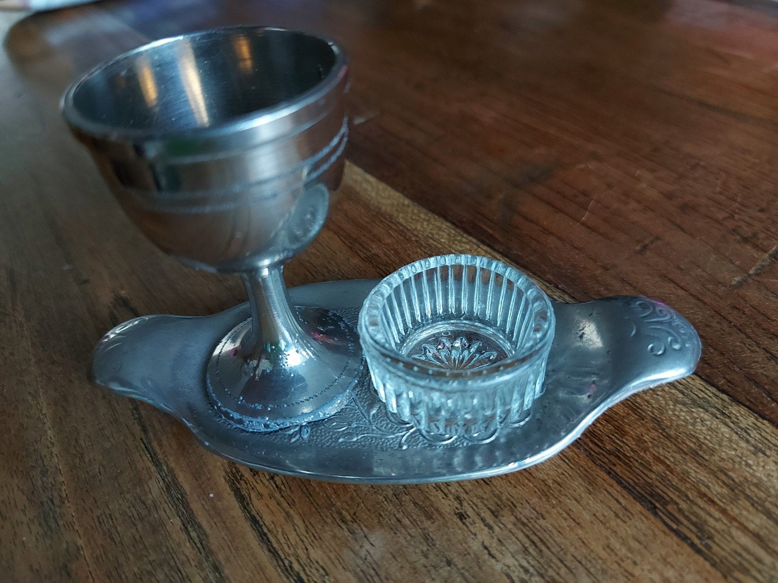 Vintage Eierstelletje met kleine beschadiging, Ophalen of Verzenden