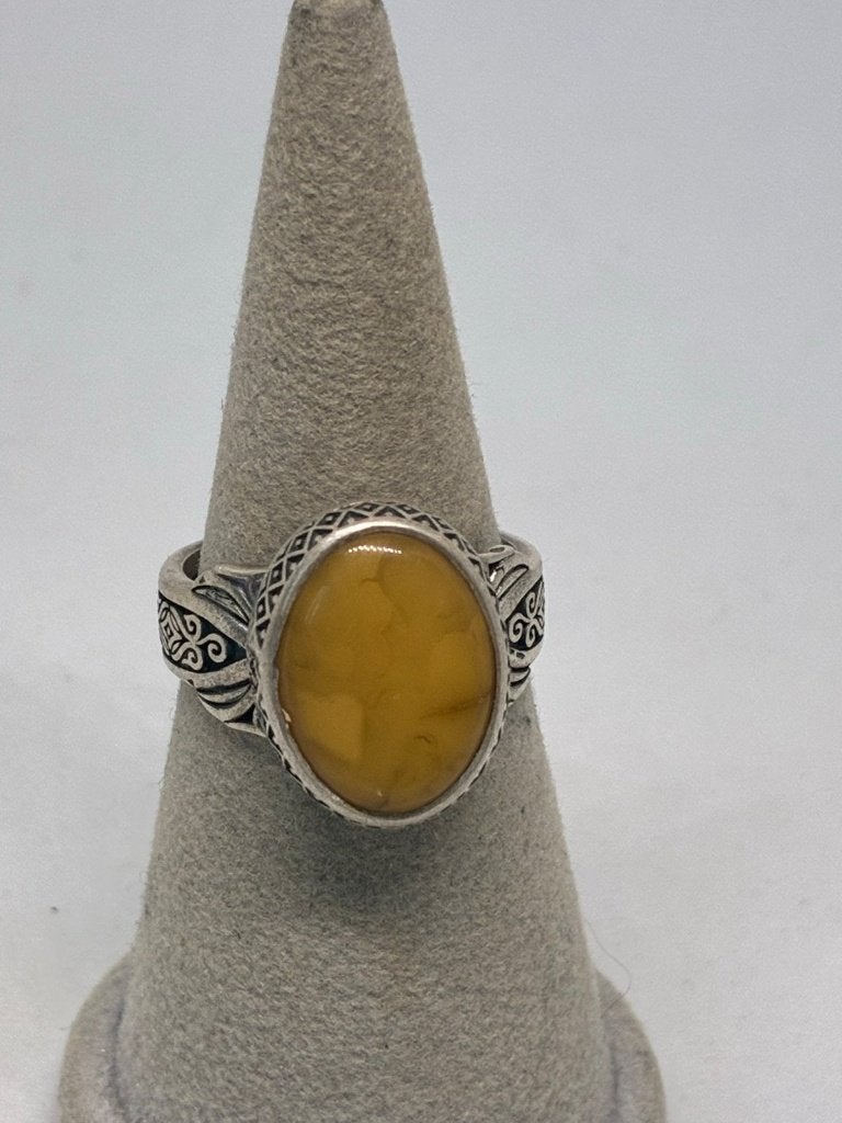 Zilveren ring met gele steen - Maat 20