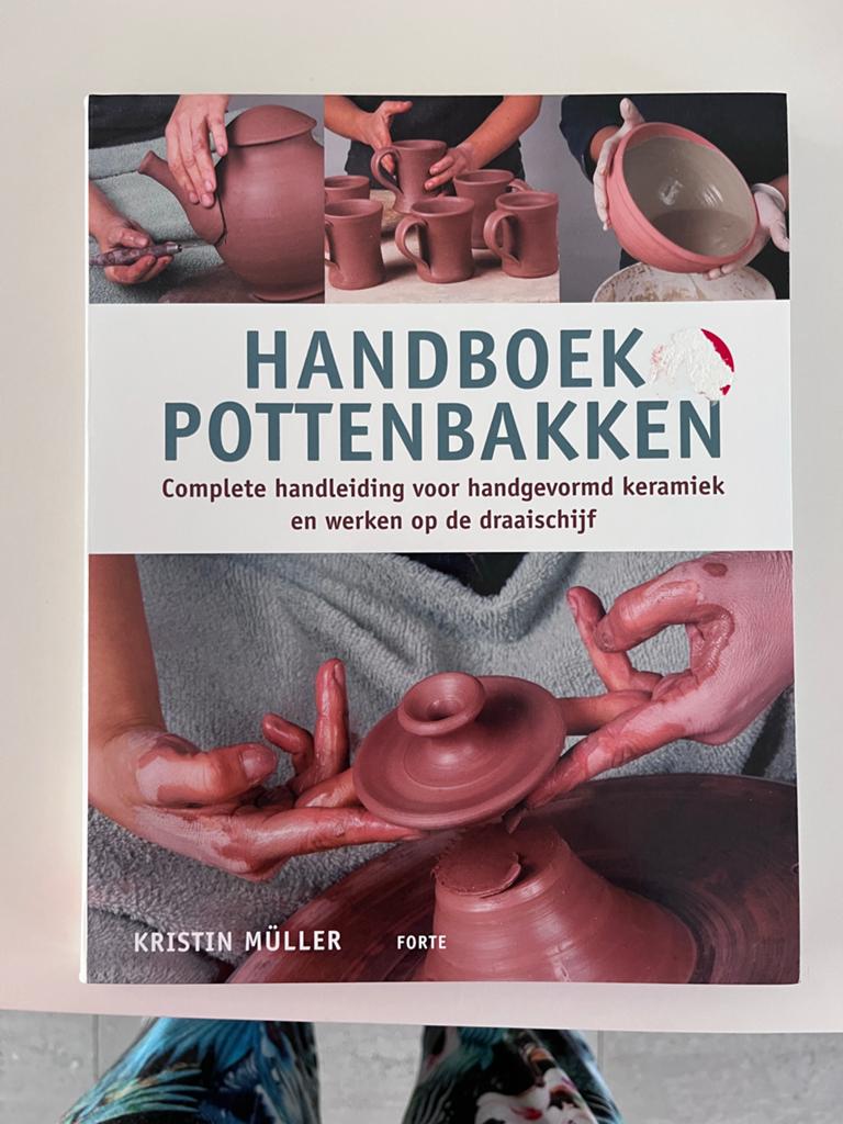 Handboek Pottenbakken: Keramiek en Draaischijf, Ophalen of Verzenden, Zo goed als nieuw