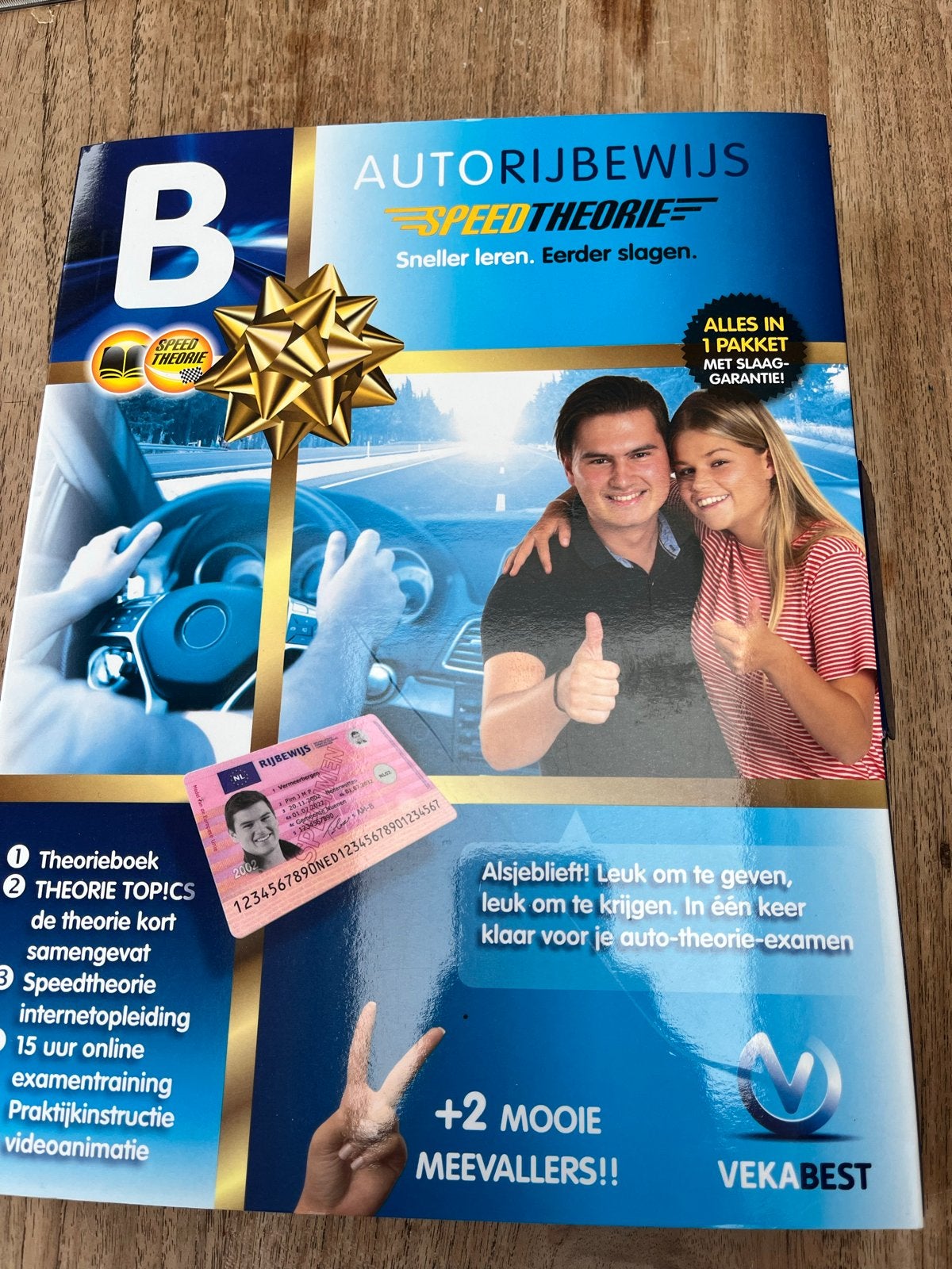 Autorijbewijs B Theorieboek en Theorie Topics (VekaBest), Boeken, Ophalen of Verzenden, Zo goed als nieuw, Algemeen