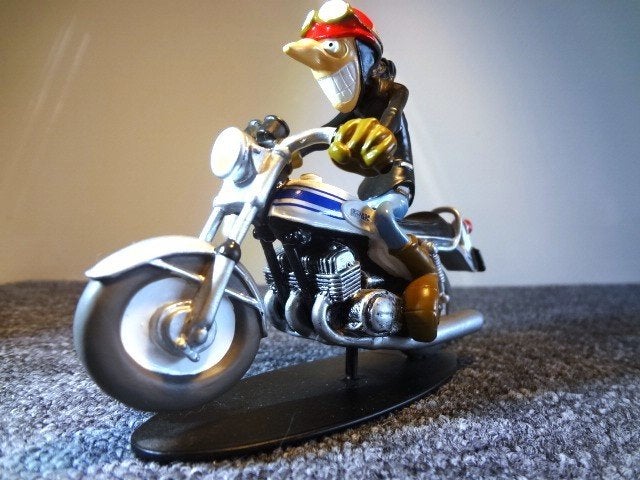 Kawasaki Mach 1-----3 cilinder Joe Bar 1:18, Verzenden, Zo goed als nieuw, Motoren