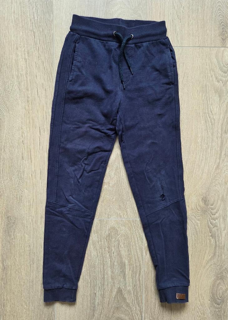 Koko Noko joggingbroek, Kinderen en Baby's, Kinderkleding | Maat 128, Broek, Gebruikt, Ophalen of Verzenden, Jongen