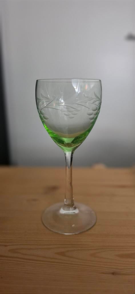 Prachtig Uranium Glas - Lichtgevend onder UV-licht, Ophalen