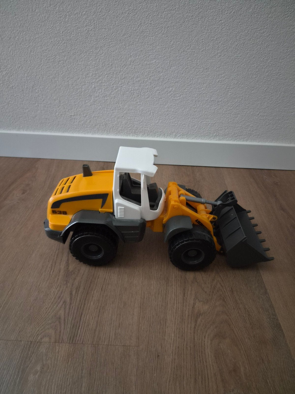 Lena Worxx Shovel Liebherr L538, Ophalen, Zo goed als nieuw