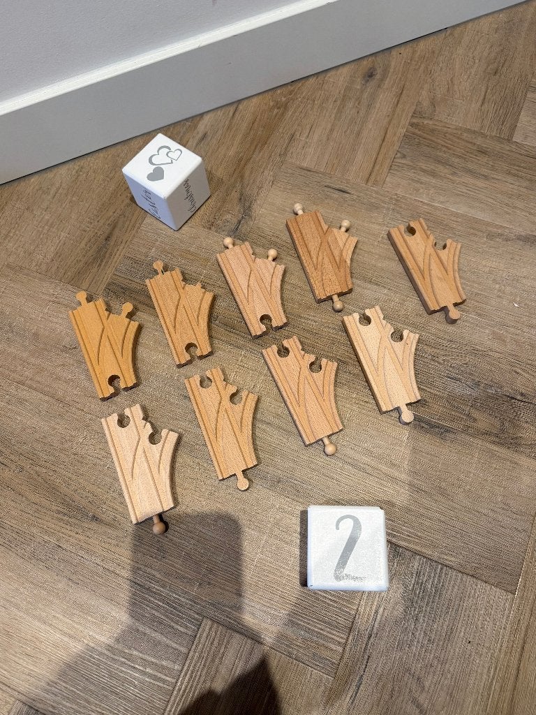 Heel goed 9x Brio houten trein korte spoor wissel set 33307, Ophalen of Verzenden, Zo goed als nieuw