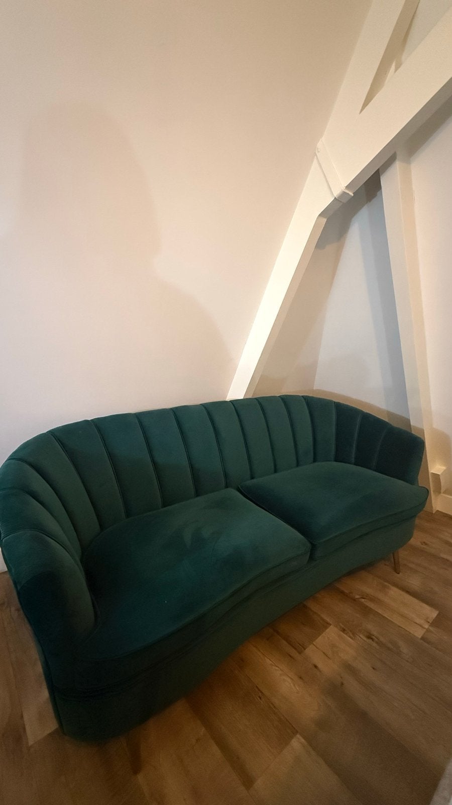 Donkegroene velvet 2 zits bank, Ophalen, 75 tot 100 cm, Zo goed als nieuw, Rechte bank