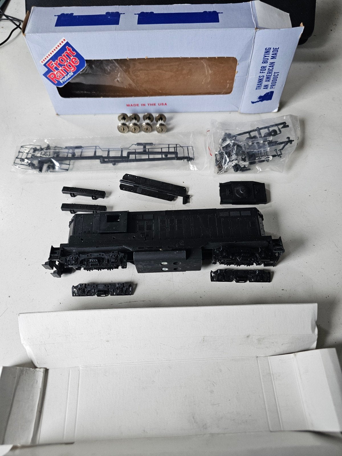 Nieuwe Amerikaanse Diesellocomotief Modelbouw Kit, Overige merken, Locomotief, Gelijkstroom of Wisselstroom, Nieuw