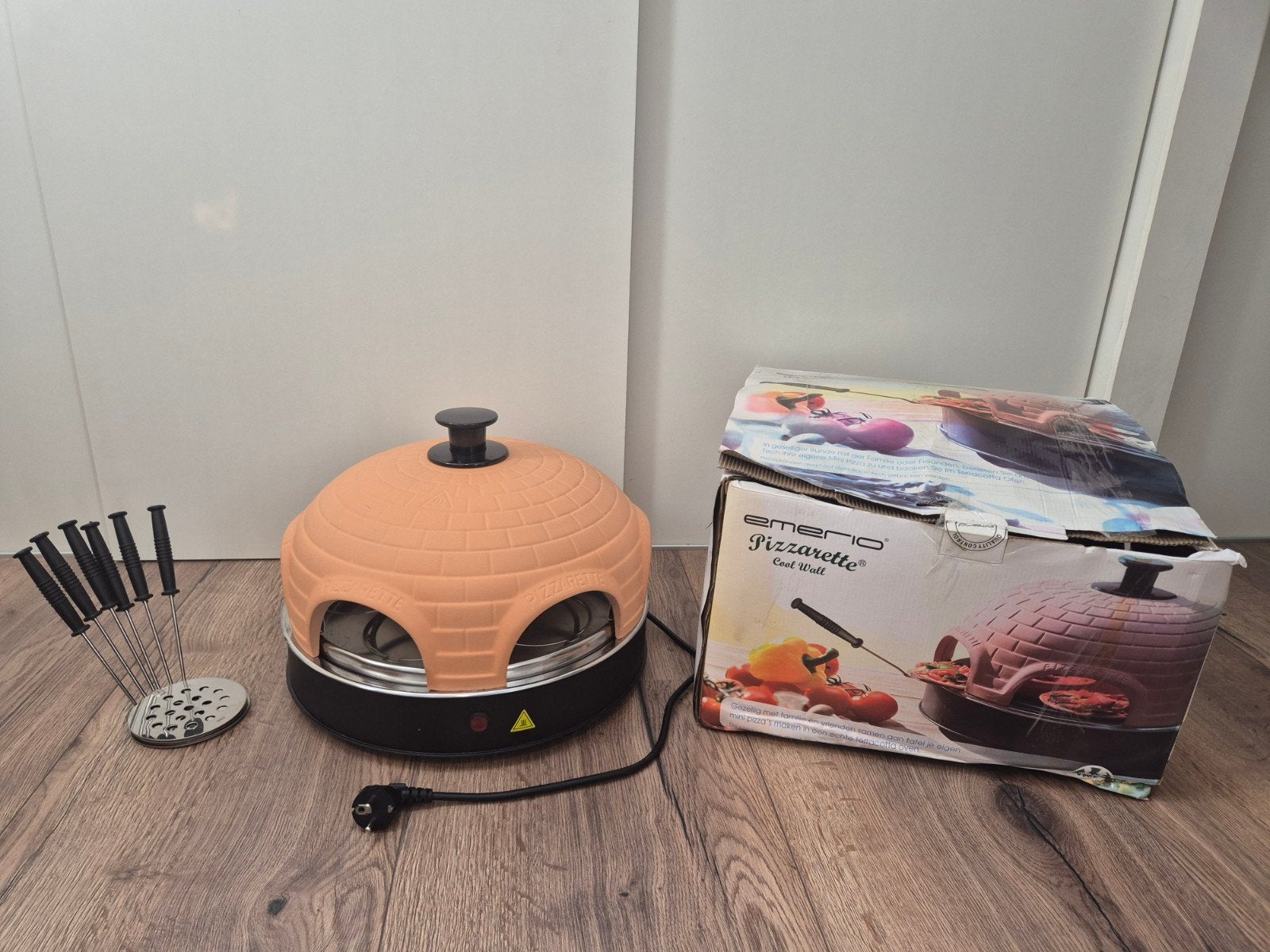 Emerio Pizzarette - 6 personen, zo goed als nieuw, Ophalen, Minder dan 45 cm, Overige merken, Minder dan 45 cm